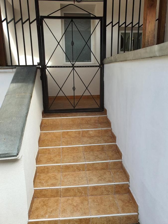 Belvarosi Exkluziv Loft Debrecen Buitenkant foto